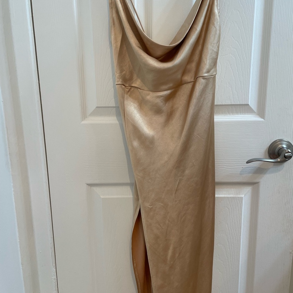 Elegant Gold Evening Dress